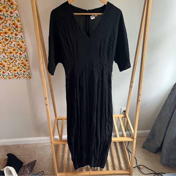 GAP Linen Jumpsuit Romper - Picture 1 of 4